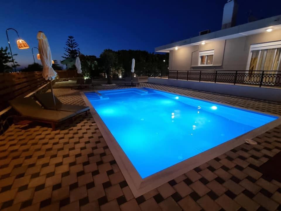 Villa Venetia Коскину Экстерьер фото